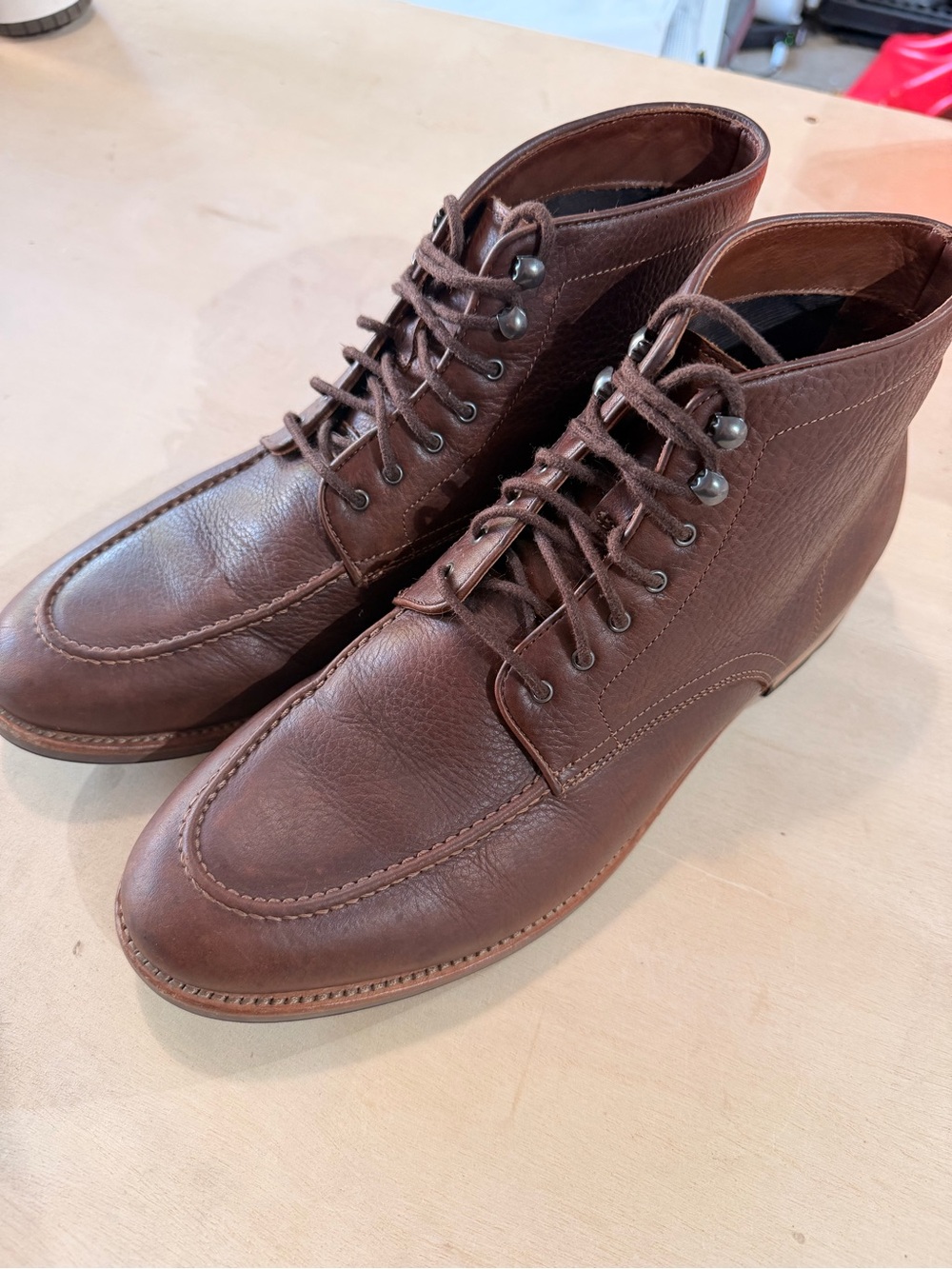 Warfield & Grand Men's Brown Leather Chukka Boots